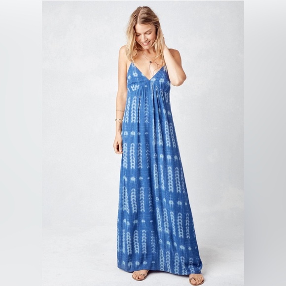 lovestitch Dresses & Skirts - NWT LoveStitch Navy Print Maxi Dress, Size Medium